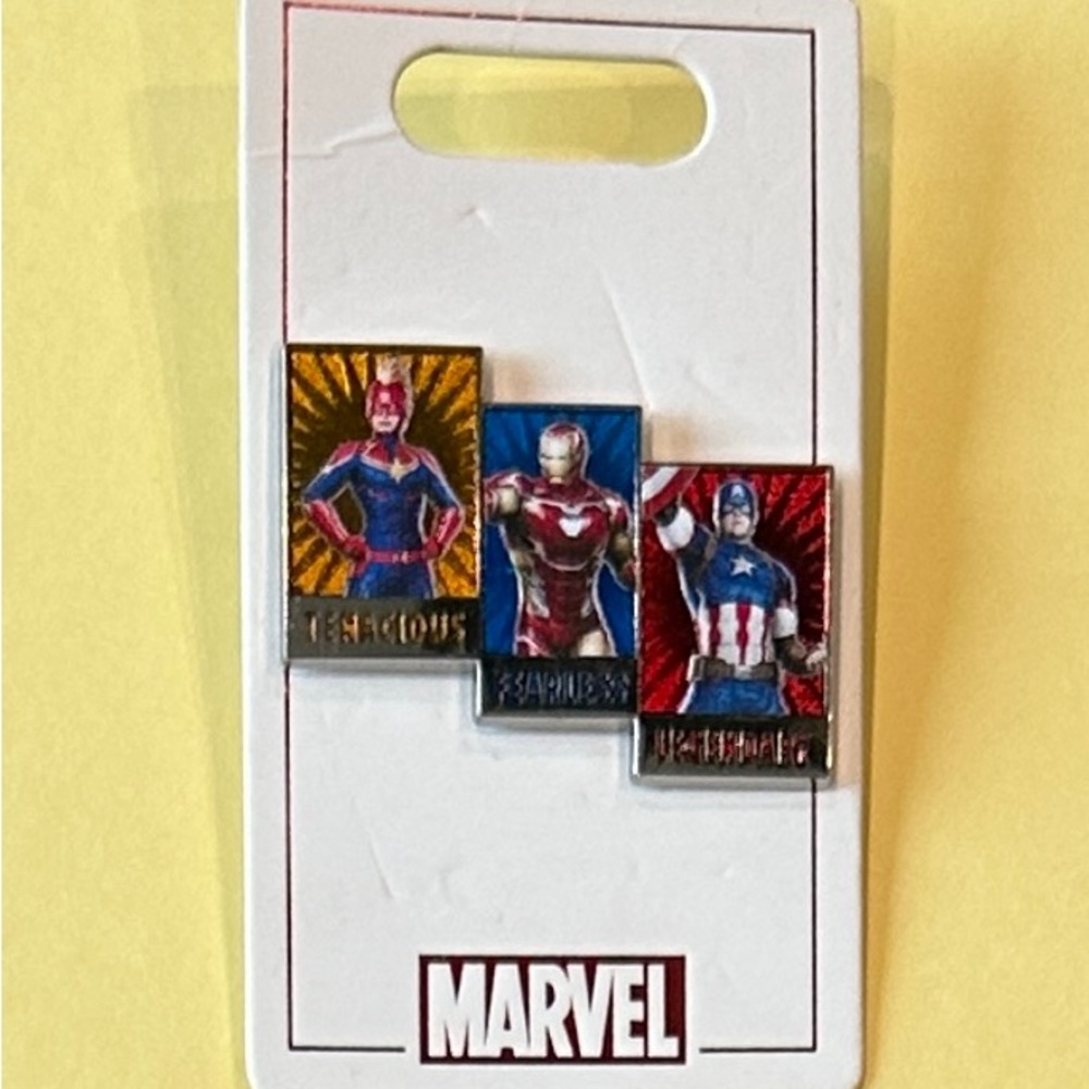 🎀 Disney trading pin brand new  Marvel Captain Marvel,Iron Man,Captain Am…